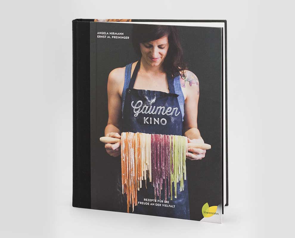 Umschlag- und Coverdesign für das Kochbuch Gaumenkino - Rezepte für die Vielfalt